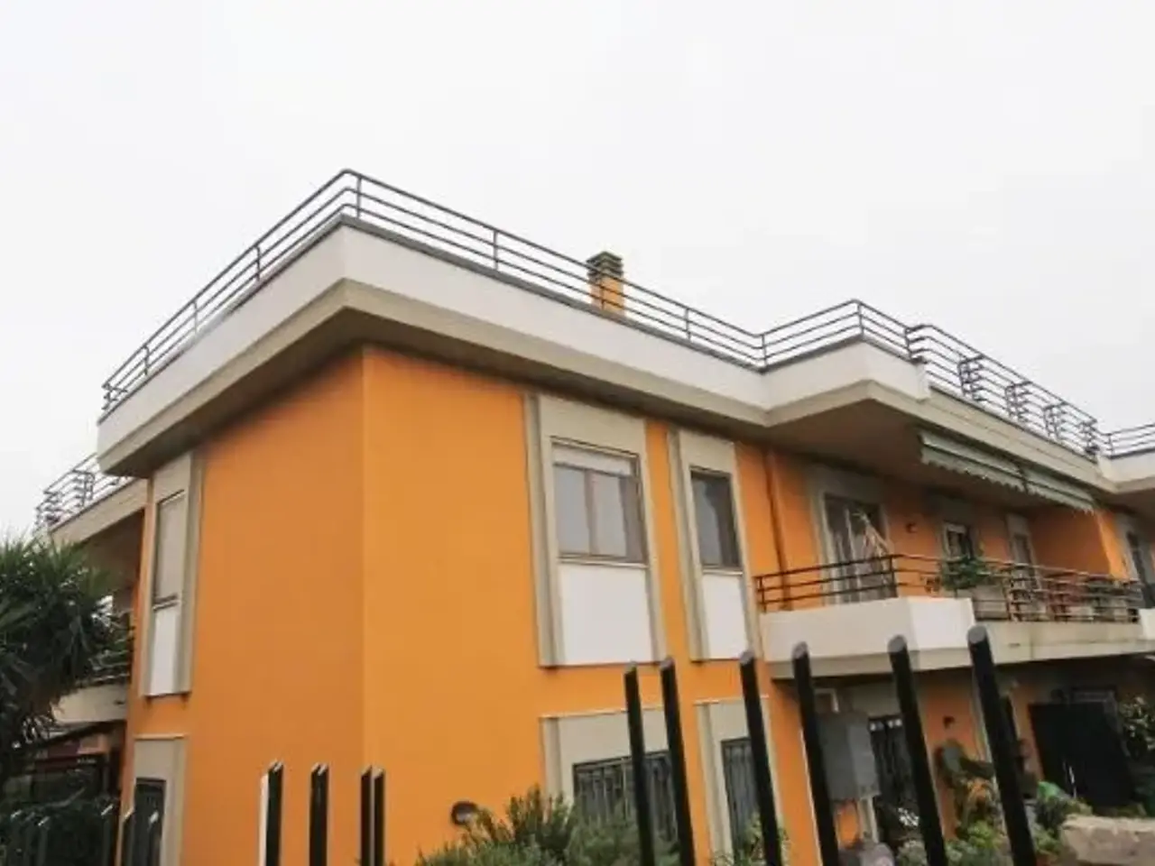 Magazzino in Via degli Estensi, Roma, {3} - Foto 1