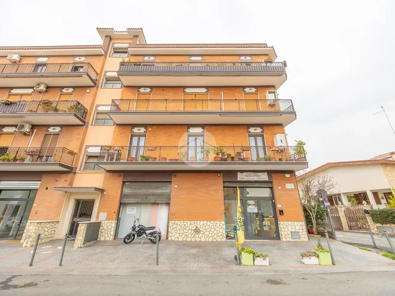 Negozio in Via Colleferro 6, Guidonia Montecelio, {3} - Foto 1