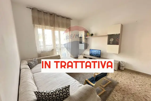 2-room flat in Via Giampaolo 1, Varese - Photo 1