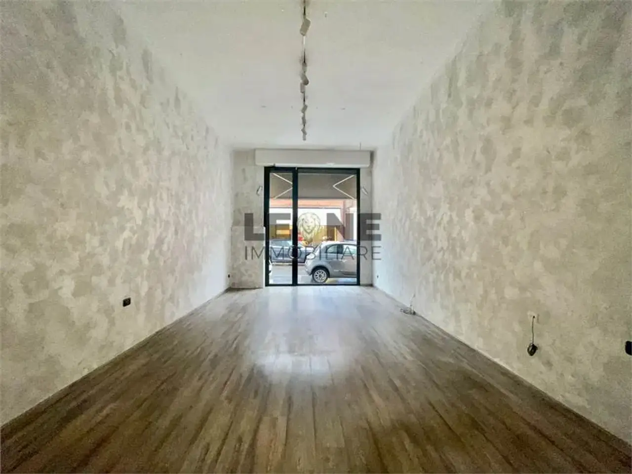 Negozio in , Vignola, {3} - Foto 1