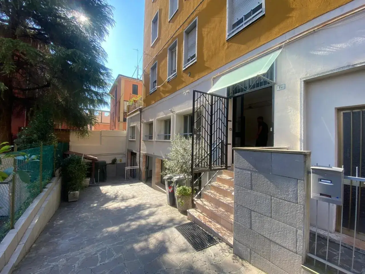 Laboratorio in , Bologna, {3} - Foto 1