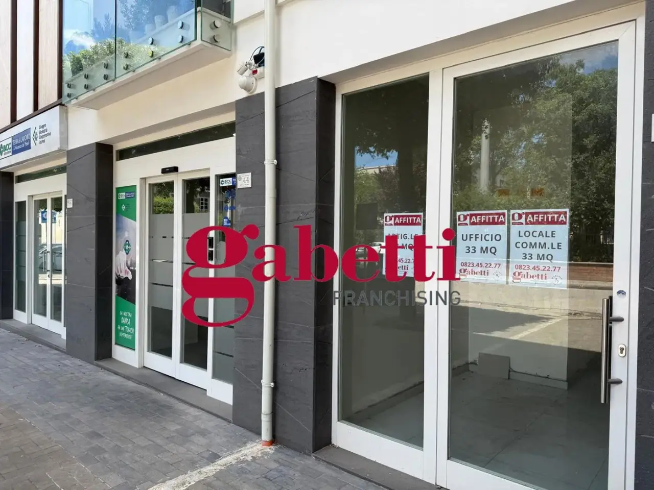 Negozio in Piazza Caduti di Nassirya  42, Marcianise, {3} - Foto 1