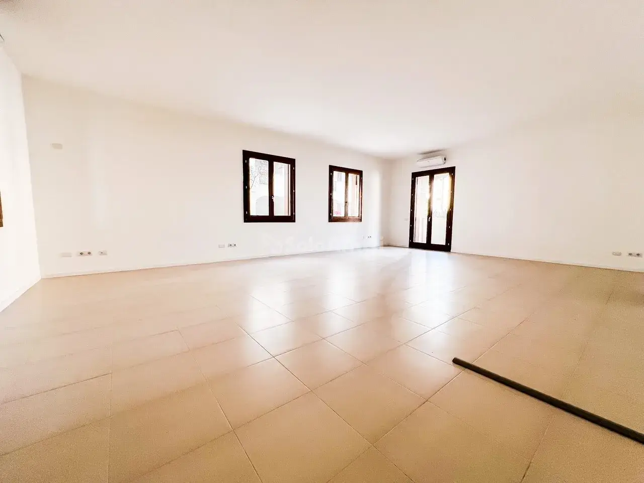 Ufficio in , Olbia, {3} - Foto 1