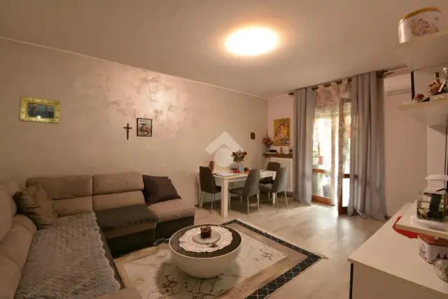 3-room flat in Via Veneto 50, Capriate San Gervasio - Photo 1