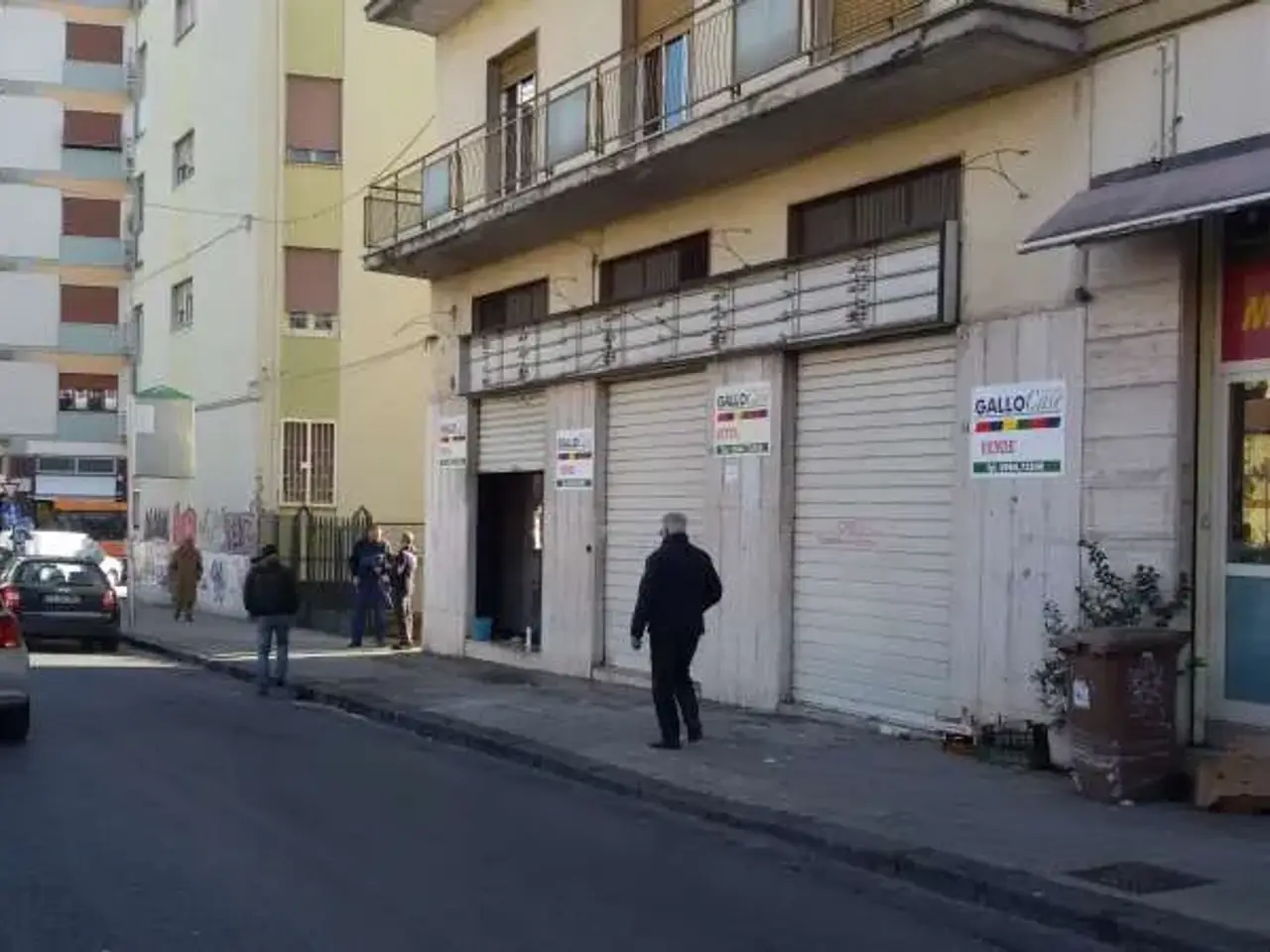 Negozio in Via Francesco Saverio Nitti, 87100, Cosenza, Cosenza, {3} - Foto 1