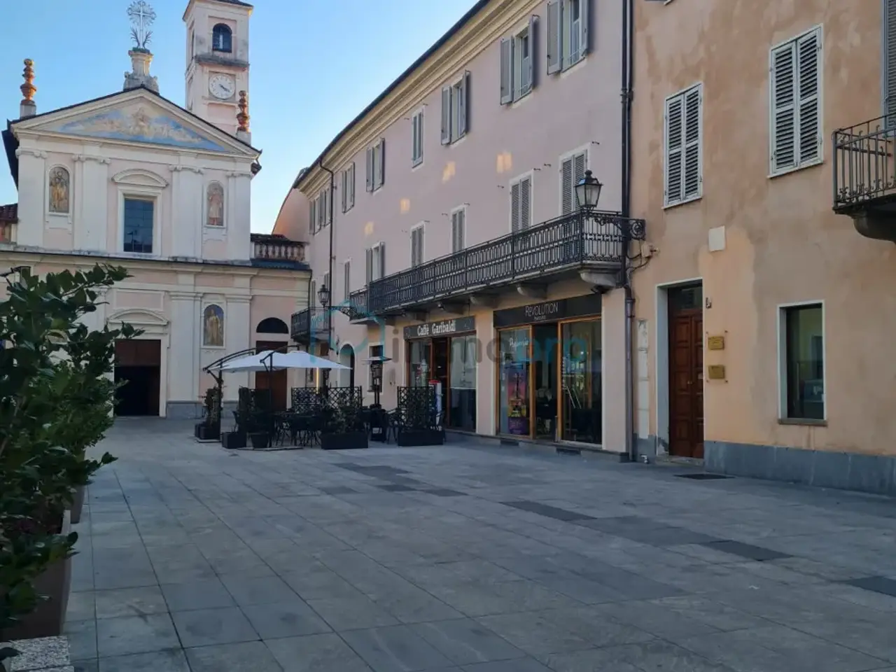 Negozio in Piazza Garibaldi 8, Rivarolo Canavese, {3} - Foto 2