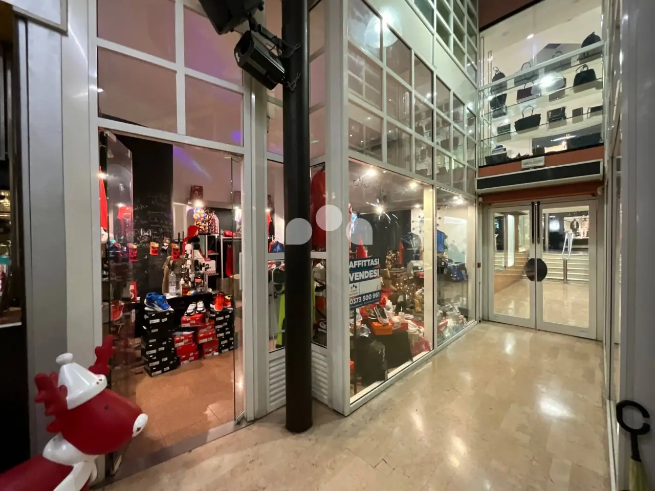 Negozio in Via Mazzini 30, Crema, {3} - Foto 1