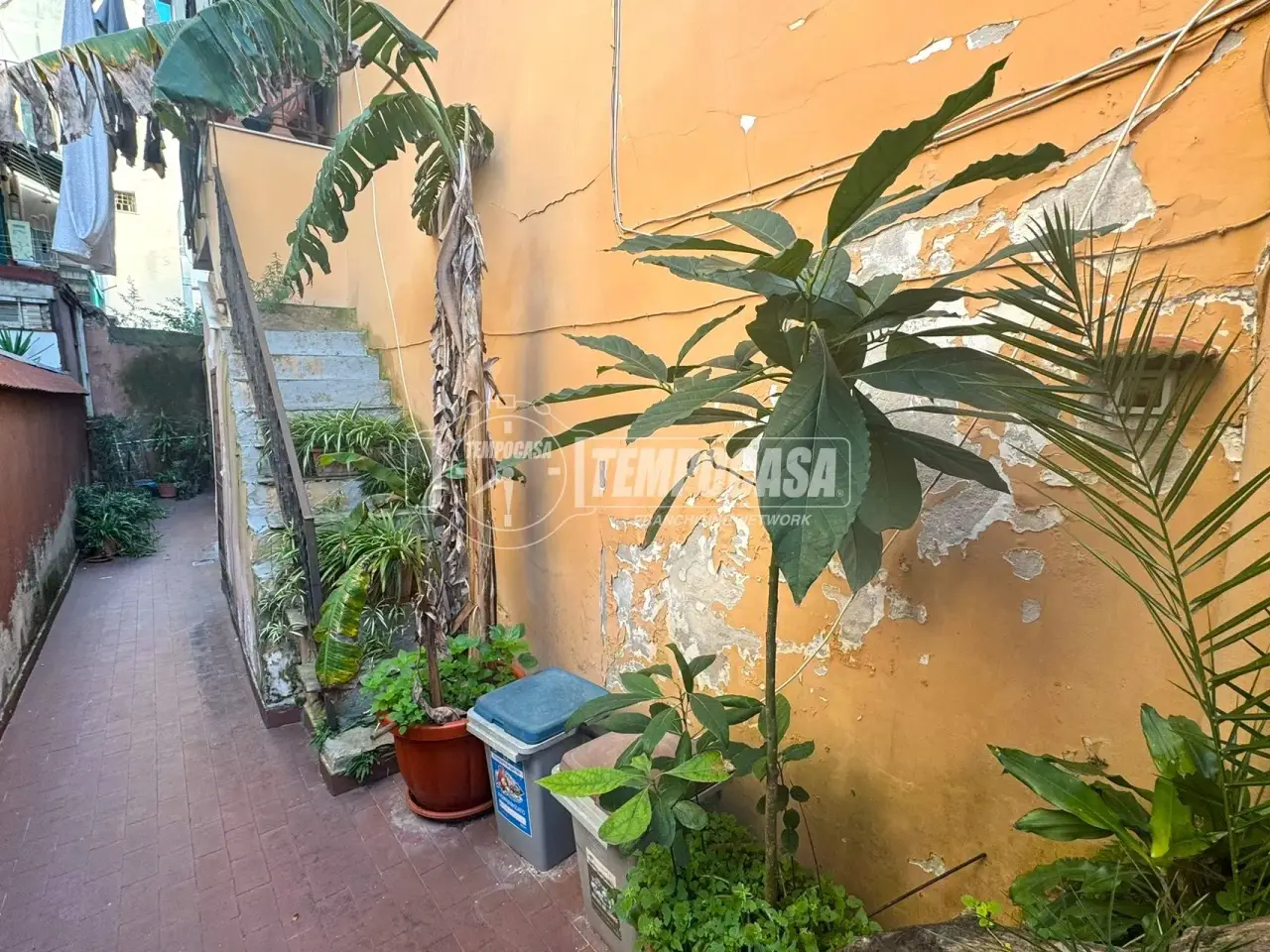 Magazzino in Via Plinio, Napoli, {3} - Foto 1