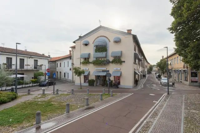 2-room flat in Piazza Matteotti 18, Muggiò - Photo 1