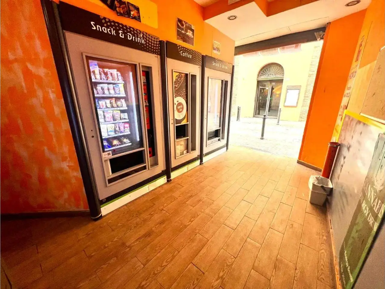 Negozio in Via Emilia 57, Imola, {3} - Planimetria 1