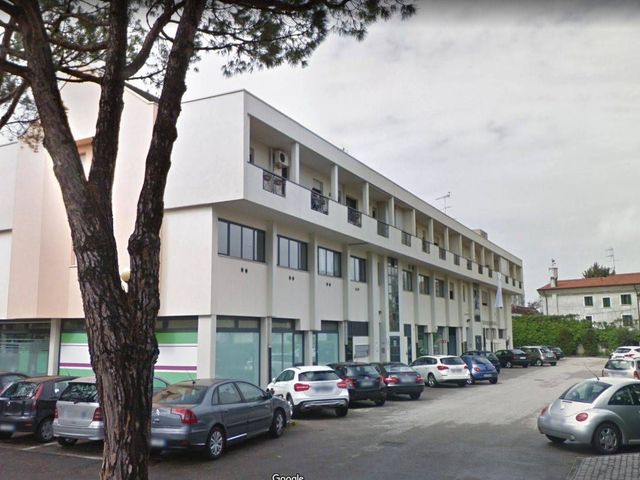 Boxen in Via Mario Rorato 17, San Donà di Piave - Foto 1