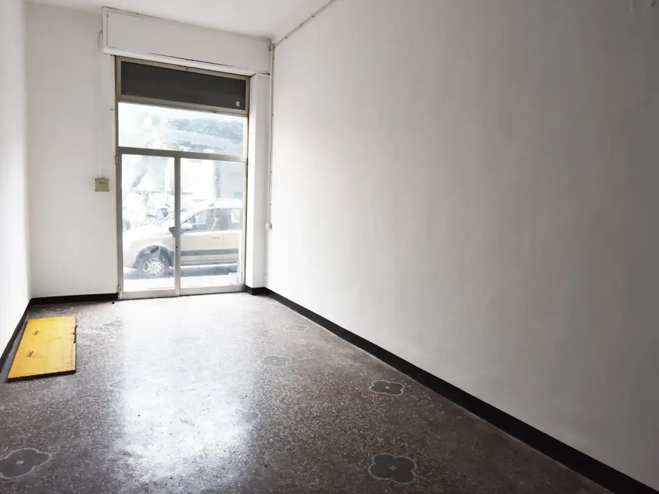 Palazzina commerciale in Via Archimede 167 R, Genova, {3} - Foto 2