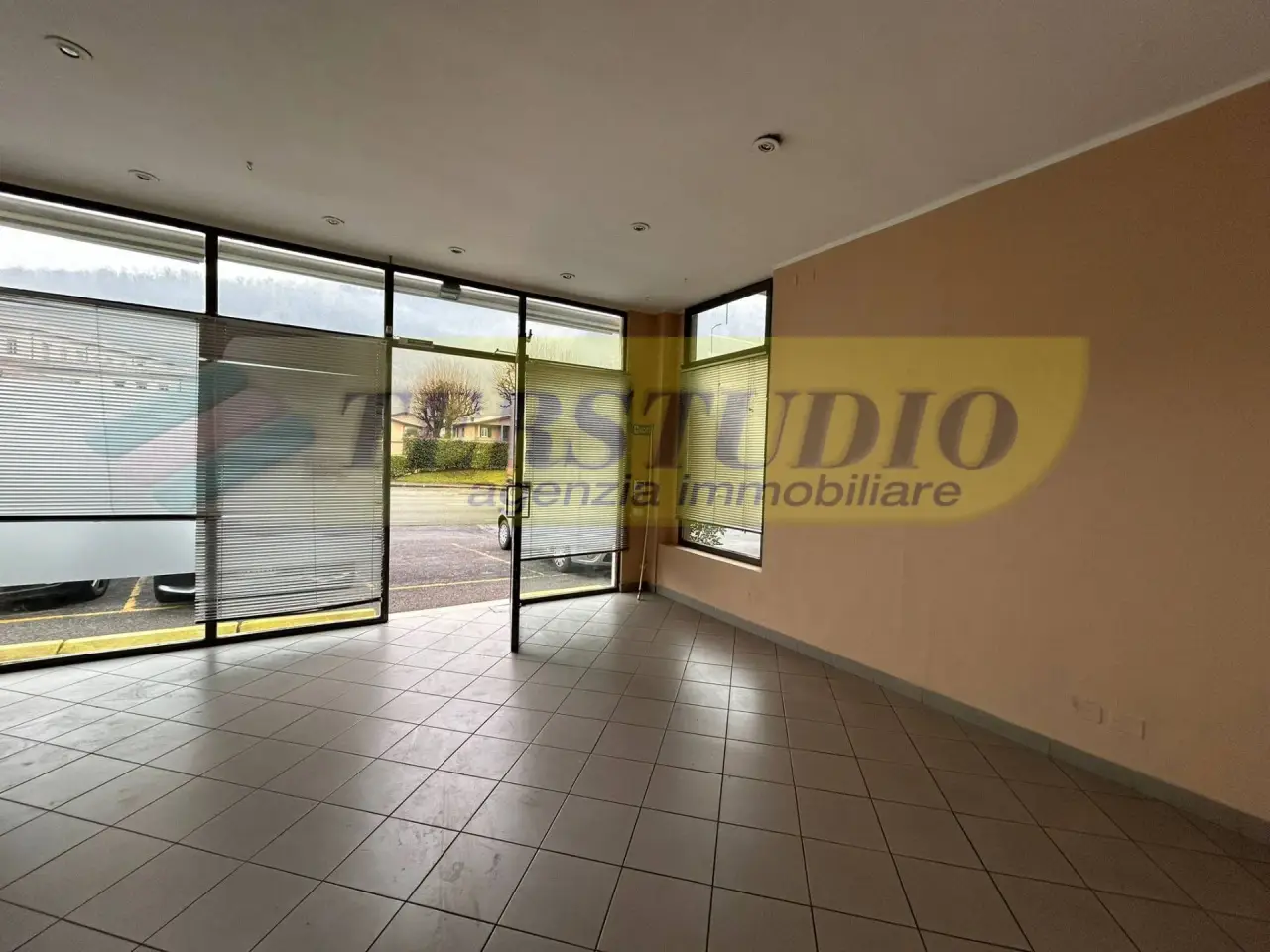 Negozio in Via Lecco 34, Pontida, {3} - Foto 2