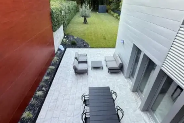 insertion image