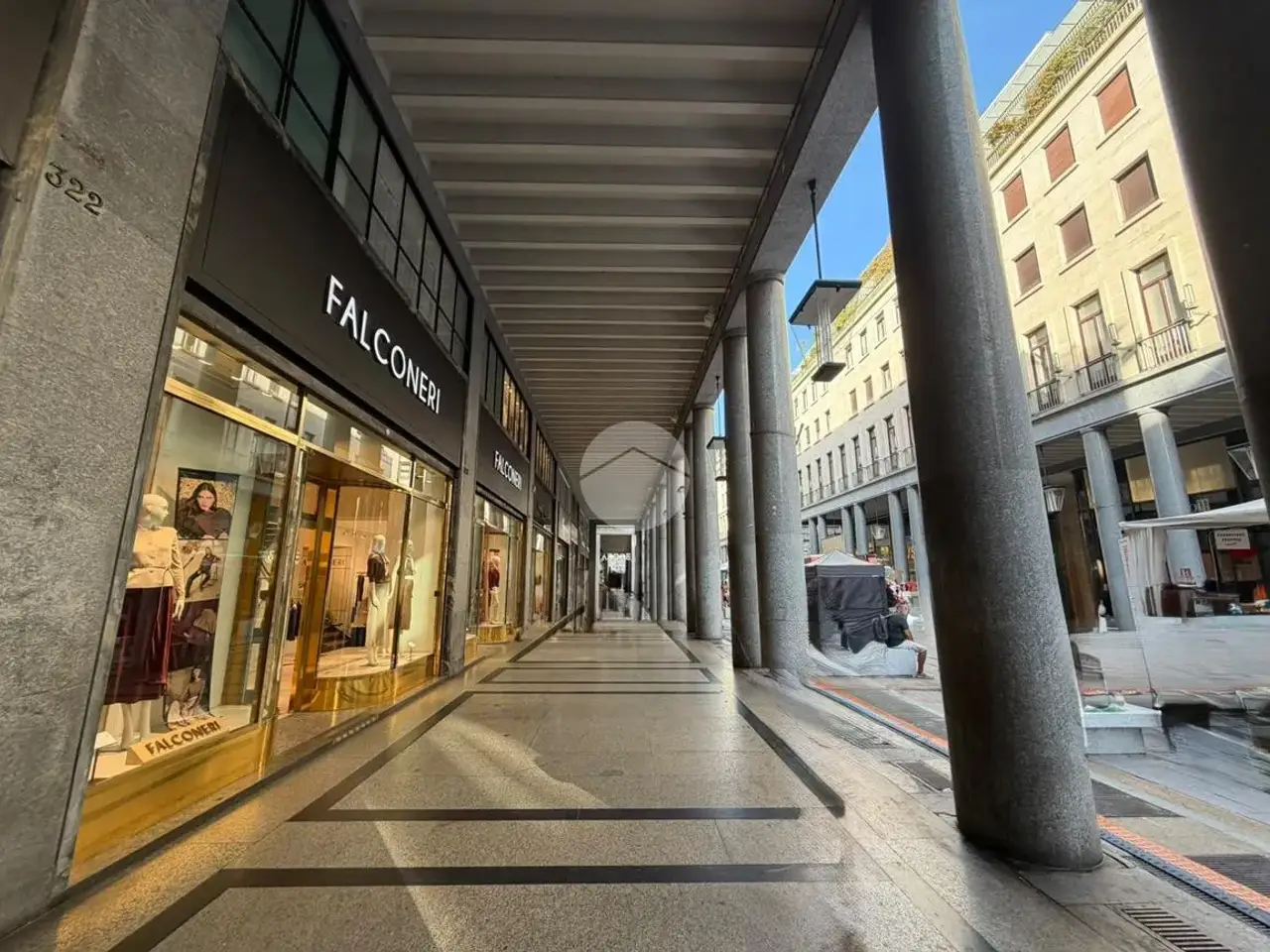 Negozio in Via Roma 322, Torino, {3} - Foto 2