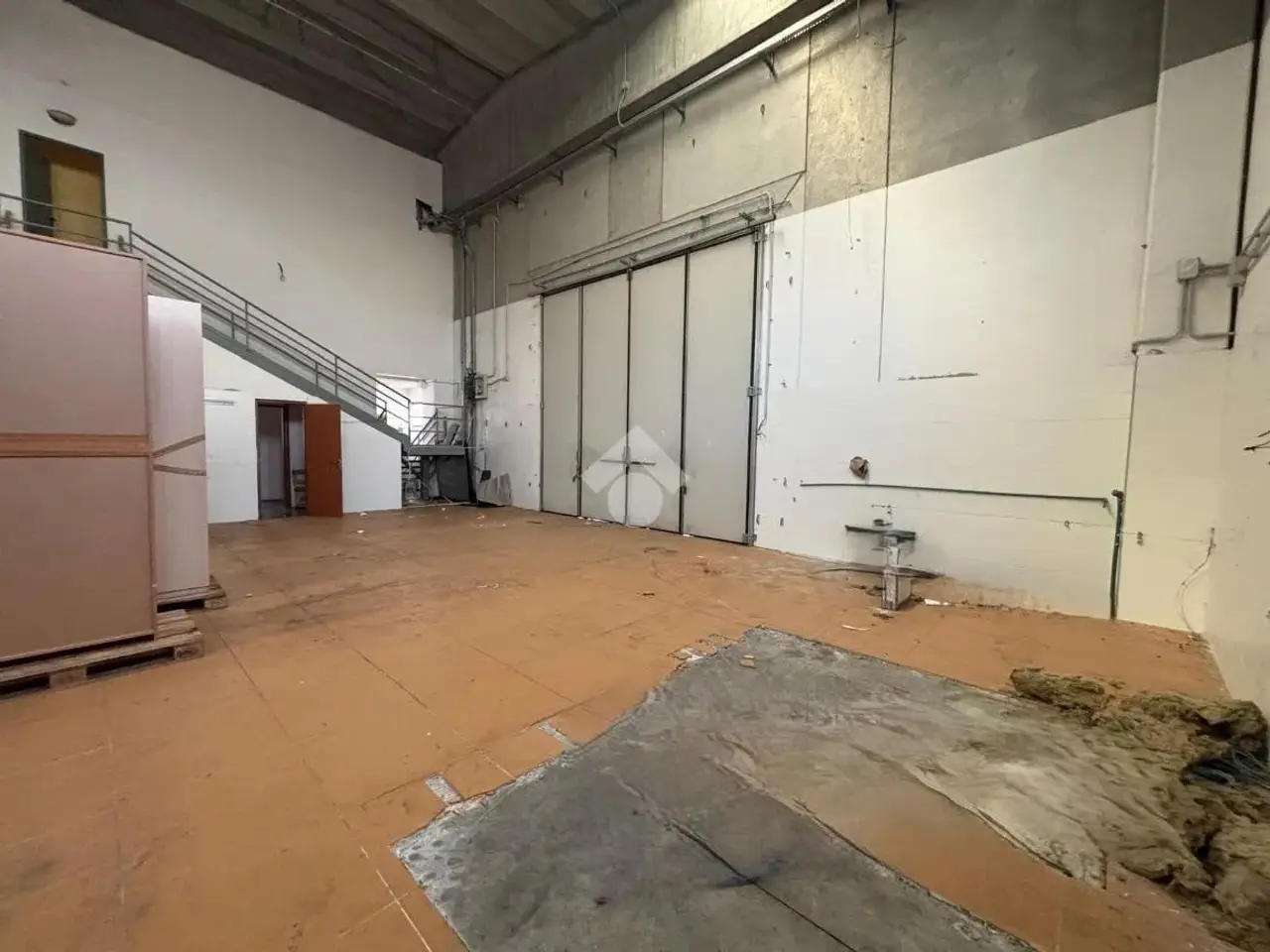 Capannone in Via Orazio Antinori 46, Rende, {3} - Foto 2