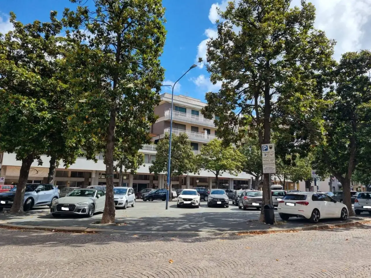 Negozio in Piazza Aldo Moro, Sestri Levante, {3} - Foto 1