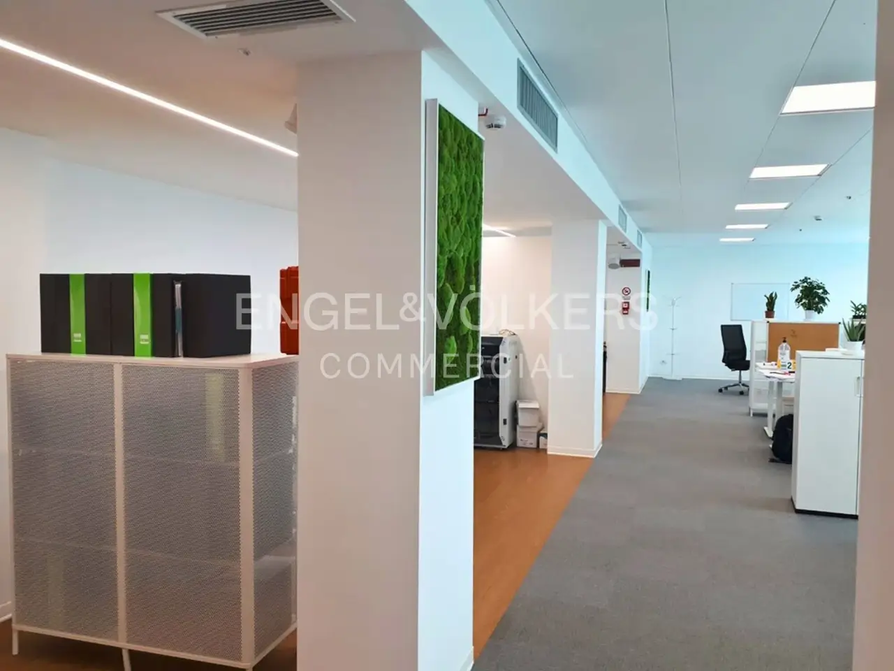 Ufficio in Via Fabio Filzi 25a, Milano, {3} - Foto 1