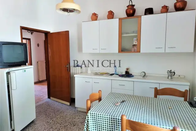 4-room flat, Asciano - Photo 1