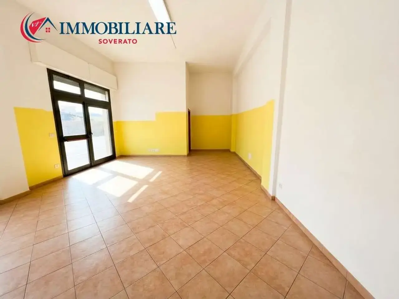 Negozio in , Davoli, {3} - Foto 2