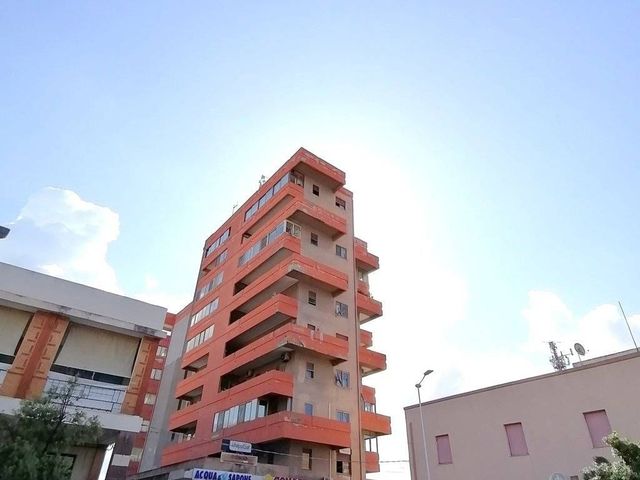 Apartament in {3}, Piazza Francesco Ciusa - Photo 1