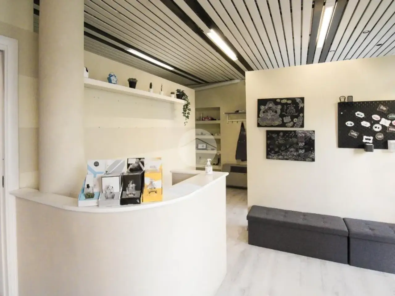 Negozio in Via IV Novembre 21, Casalpusterlengo, {3} - Foto 2