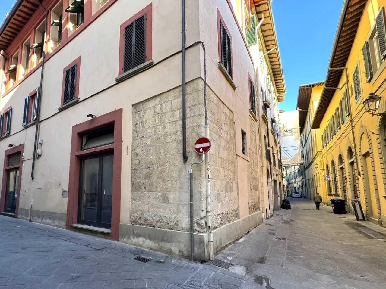 Negozio in Piazza del Duomo, Prato, {3} - Foto 2