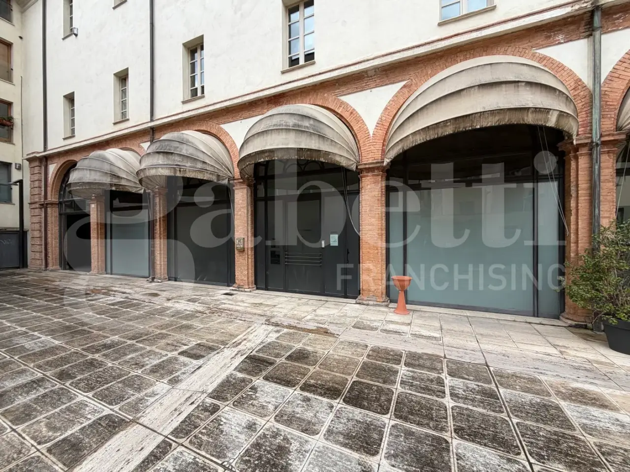 Ufficio in Via Giulio Beccaria  25, Terni, {3} - Foto 1