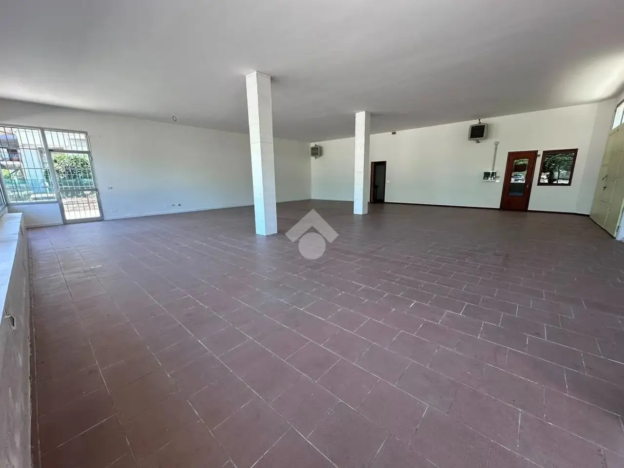 Negozio in Via Cisa 95, Borgo Virgilio, {3} - Foto 1