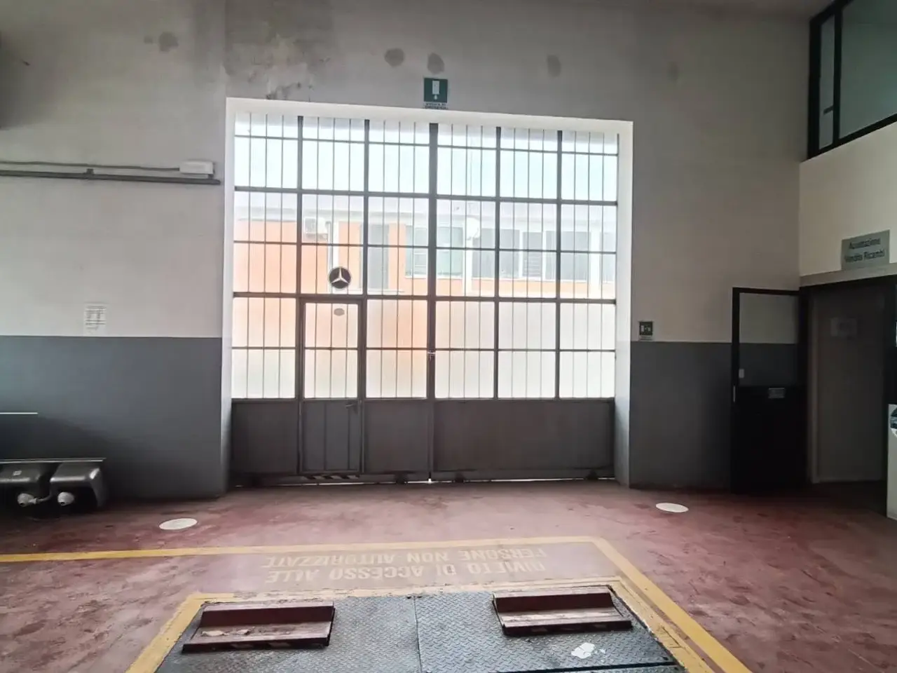 Capannone in , Faenza, {3} - Foto 1