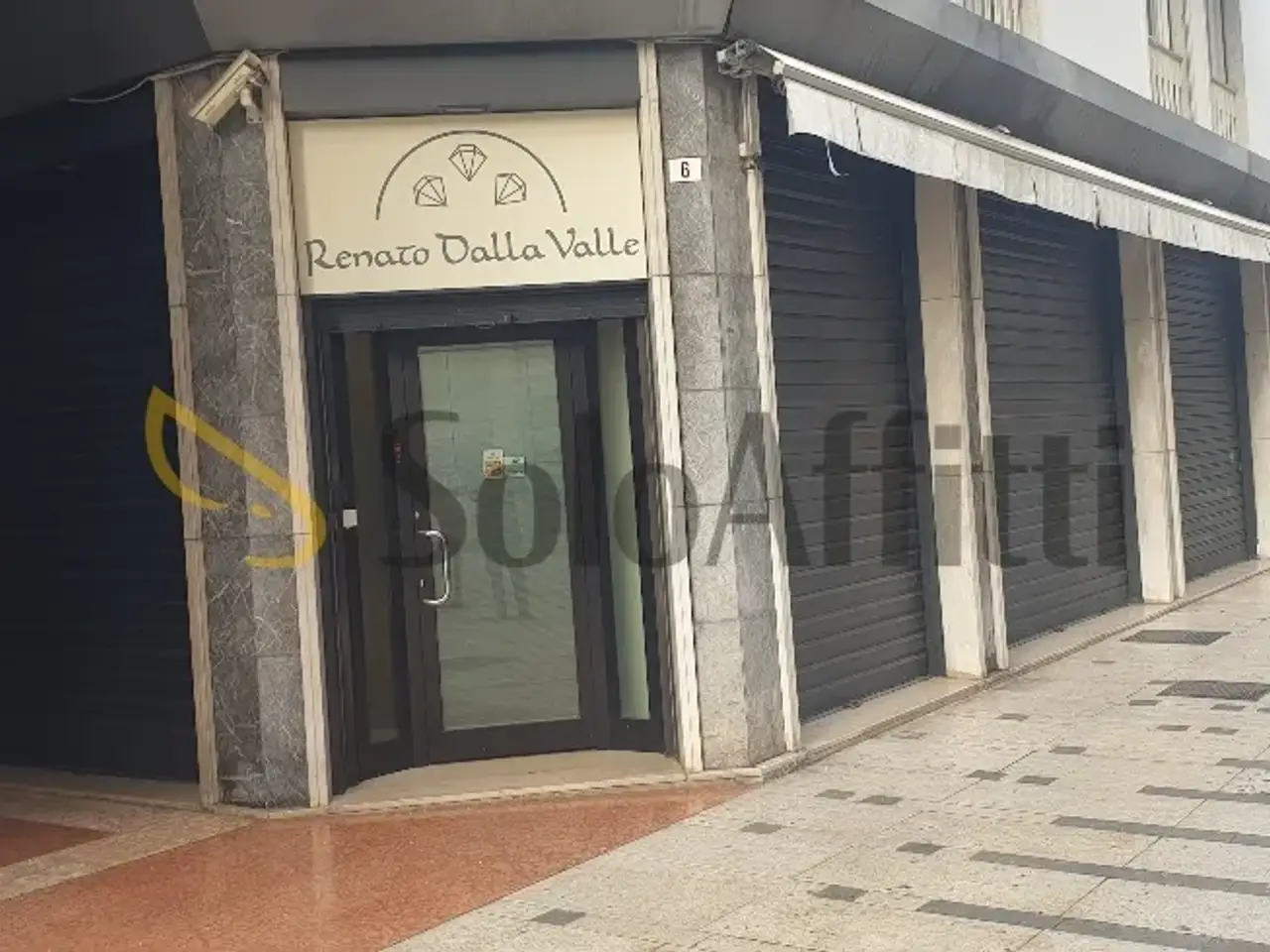 Negozio in Via Pietro Avrese 6, Legnago, {3} - Foto 1