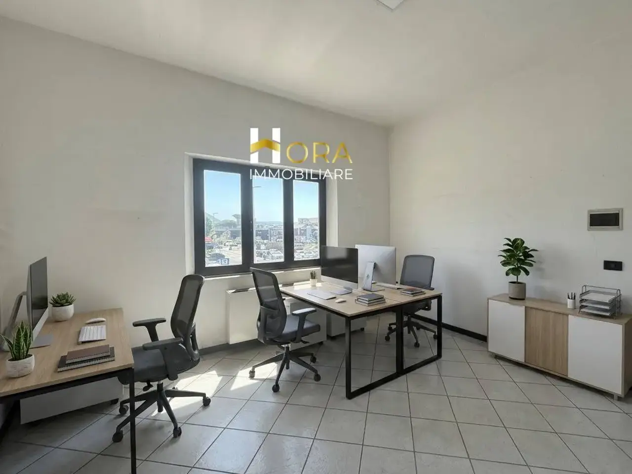 Ufficio in Via Giovanni Gentile, Montecatini Terme, {3} - Foto 1
