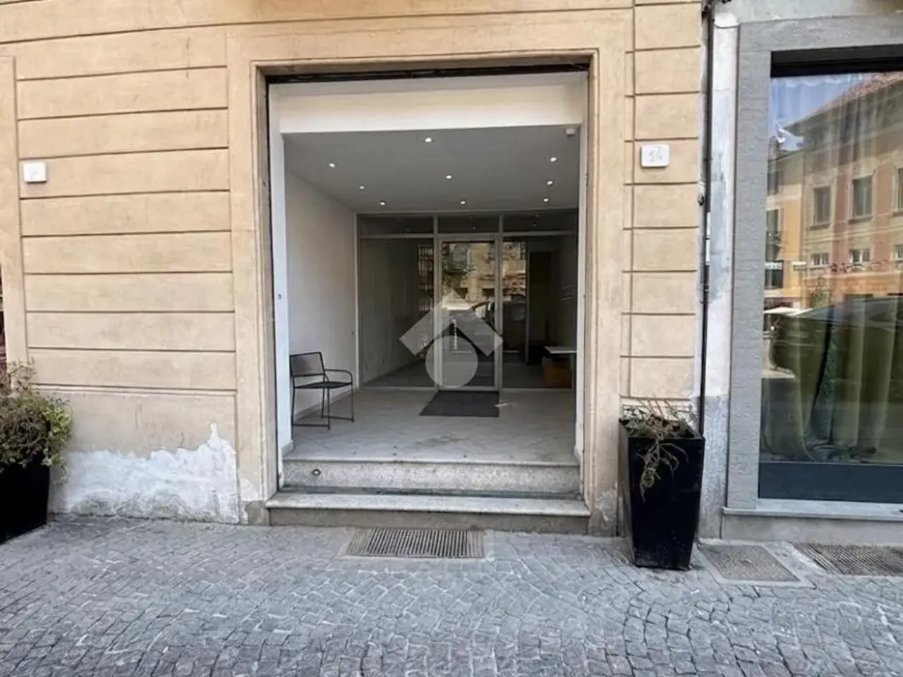 Negozio in Via Roma 14, Novi Ligure, {3} - Foto 1