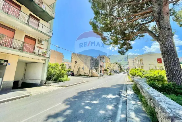 Trilocale in vendita, Corso Italia 63, Carini - Foto 1