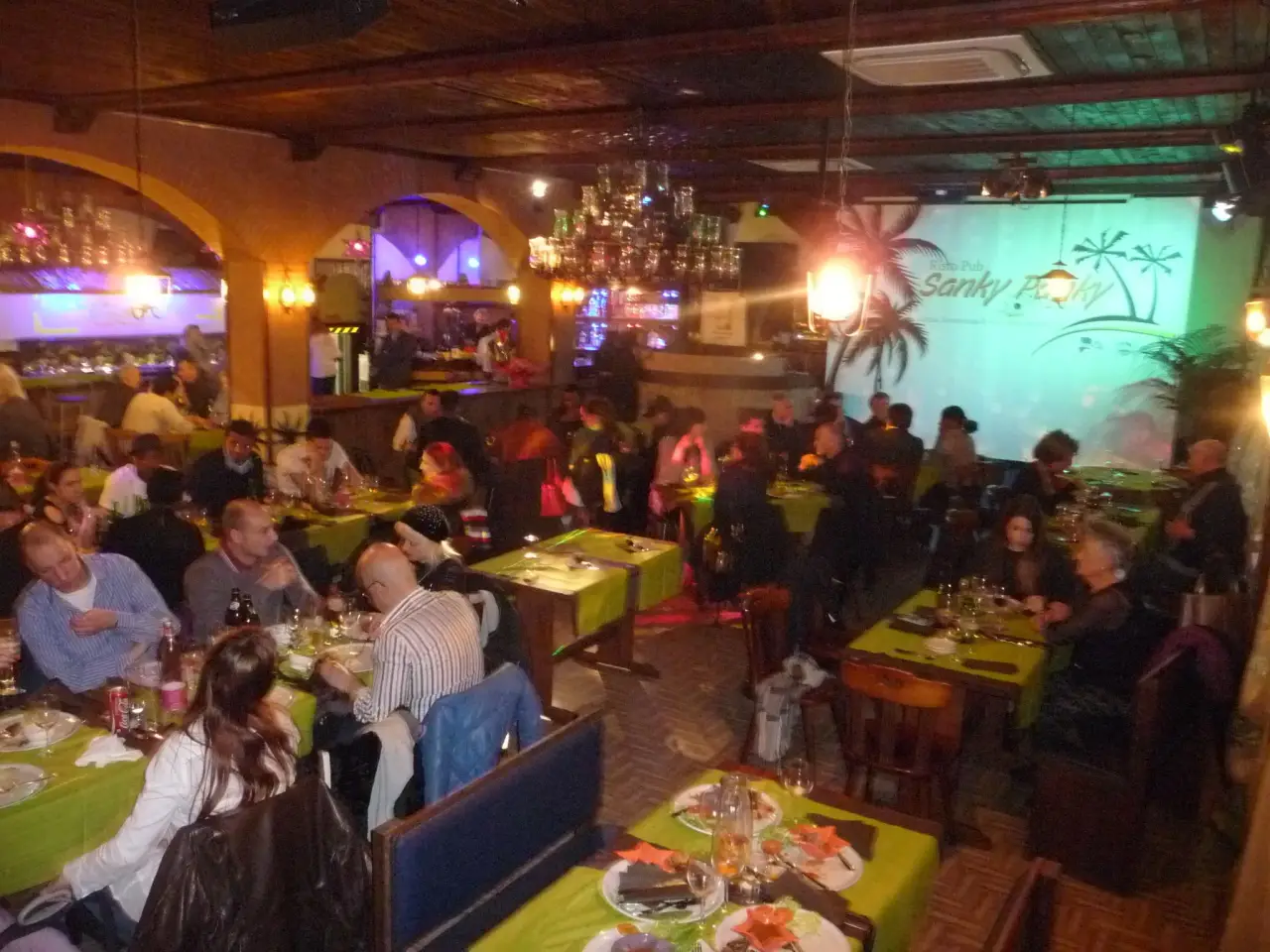 Pizzeria in Viale Amilcare Ponchielli, Rimini, {3} - Foto 1