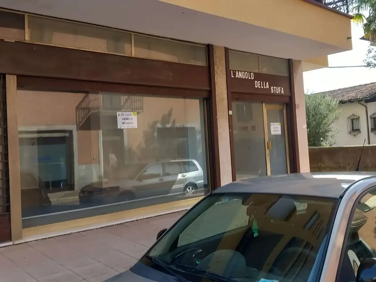 Negozio in Via Tre Pievi 22, Dongo, {3} - Foto 1