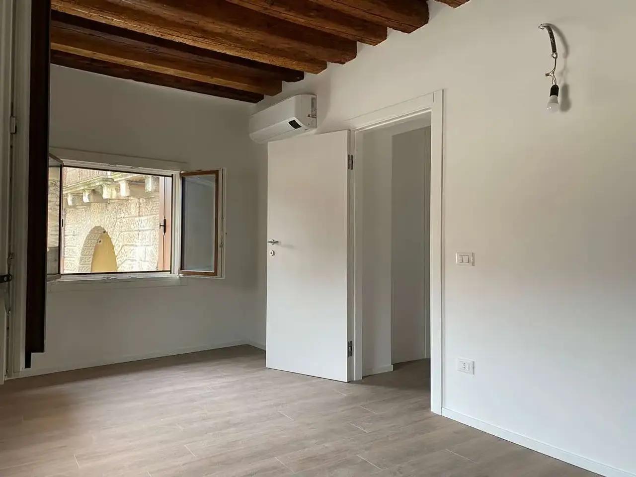 Ufficio in , Vicenza, {3} - Foto 1