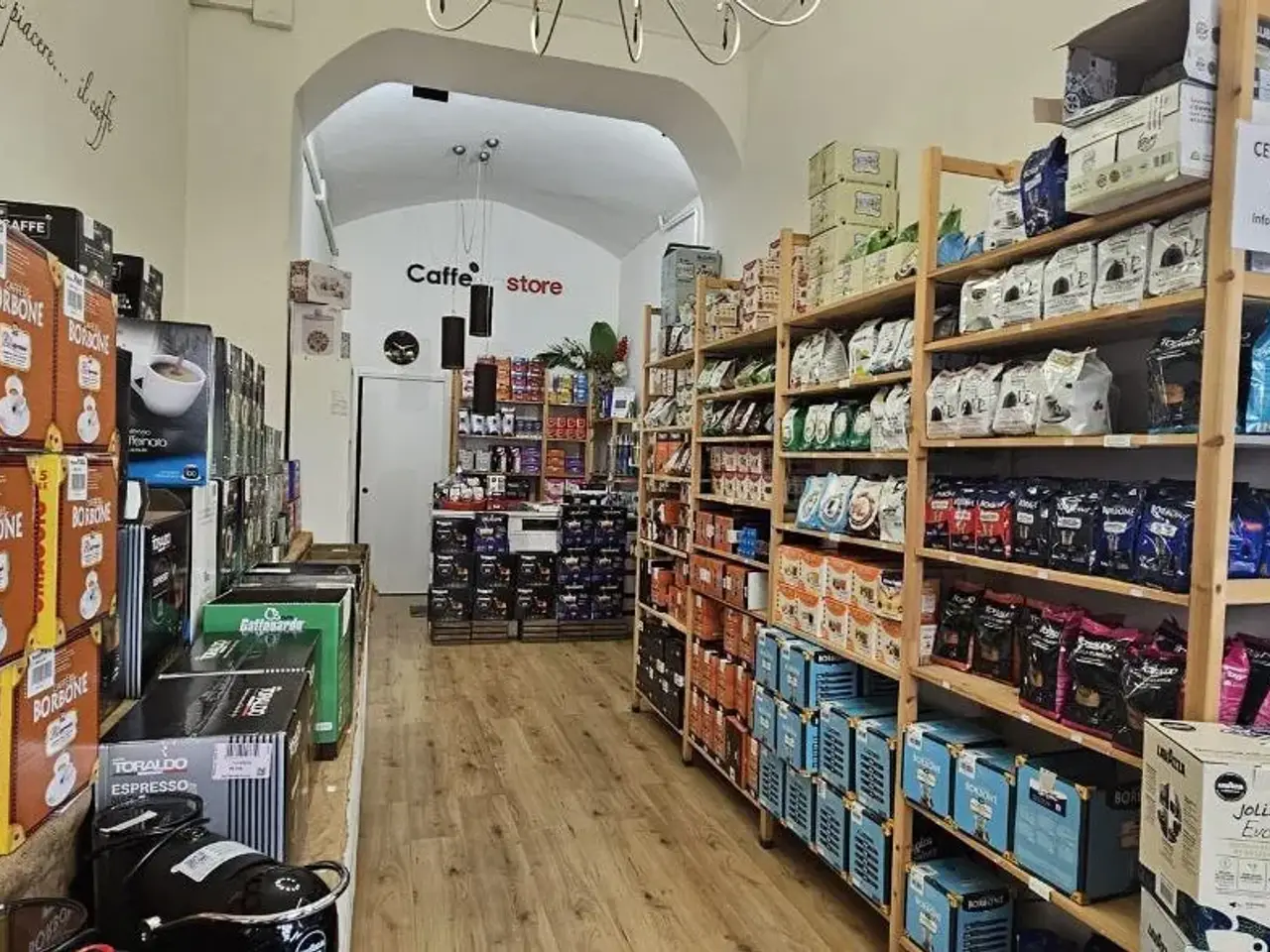 Alimentari in Via Cibrario 39, Torino, {3} - Foto 1