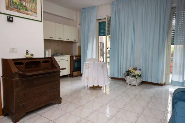 One-room flat in Via Cicerone, 114, Latina - Photo 1