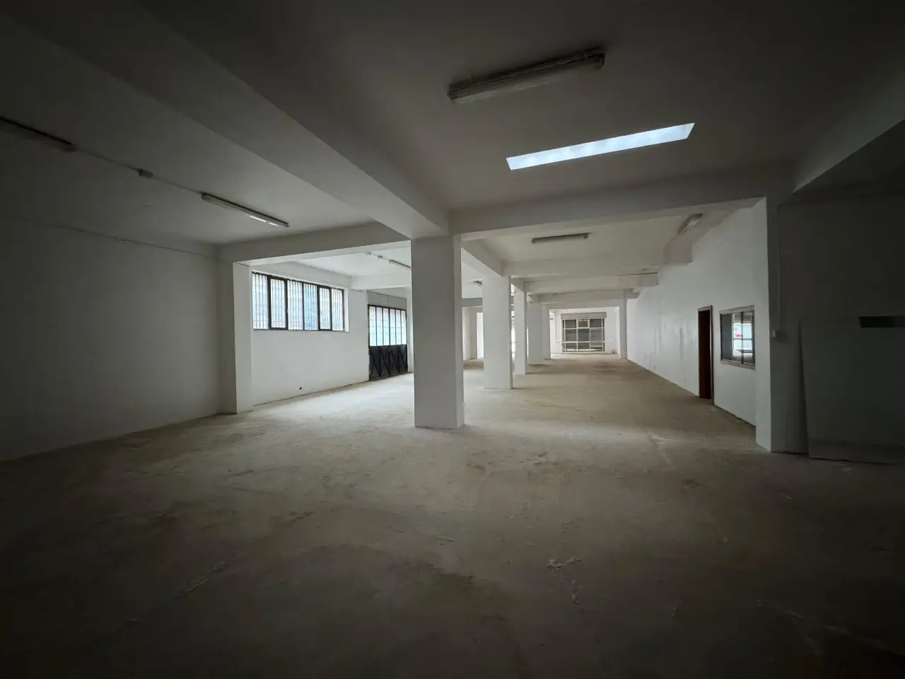 Negozio in Via del Progresso 192, Lamezia Terme, {3} - Foto 2