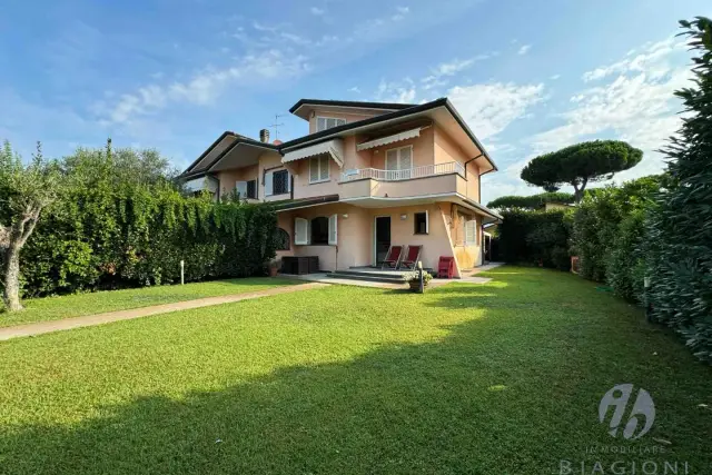 Zweifamilienhaus, Camaiore - Foto 1