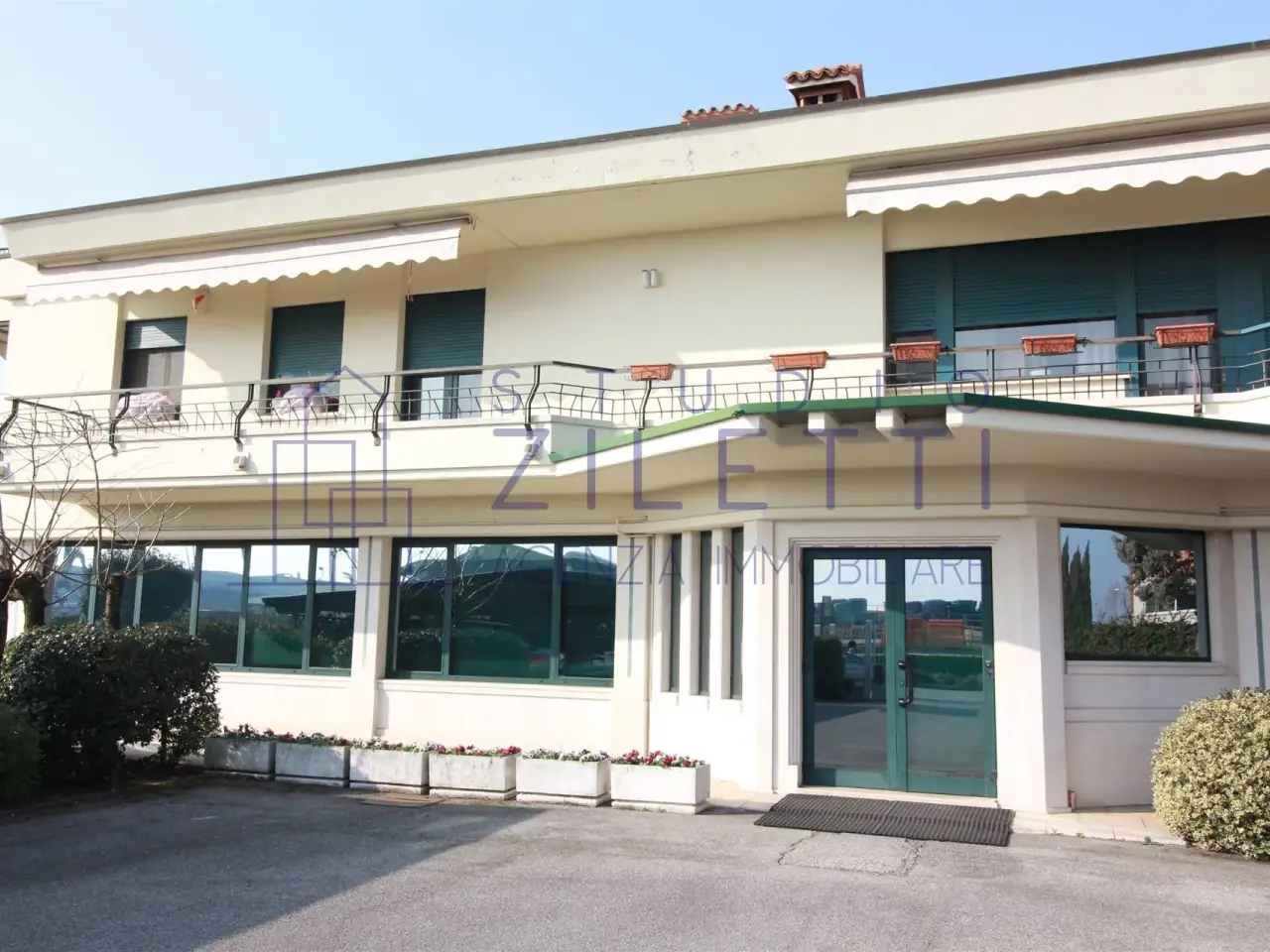 Capannone in Via Madonnina 68 Montichiari, Montichiari, {3} - Foto 1