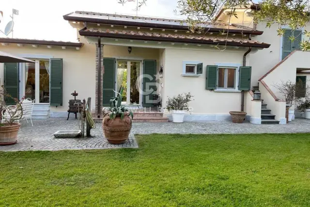 Villa in Via Fontana, Pietrasanta - Foto 1