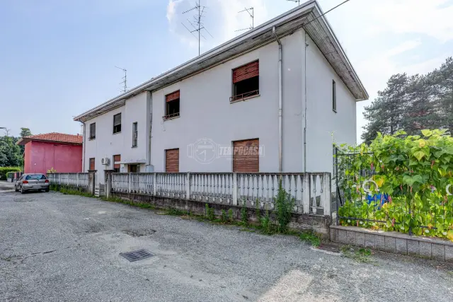 Dreizimmerwohnung in Via San Giovanni Bosco 12, Cardano al Campo - Foto 1