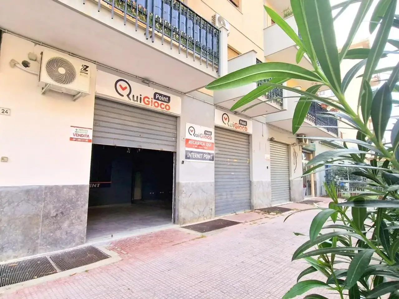Negozio in Via Alberto Verdinois 26, Palermo, {3} - Foto 1
