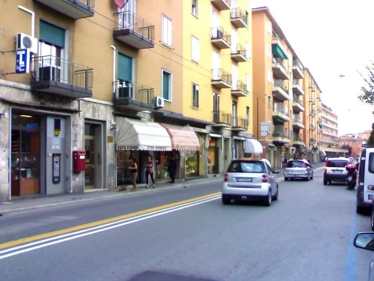 Negozio in Via Andrea Costa 137, Bologna, {3} - Foto 2