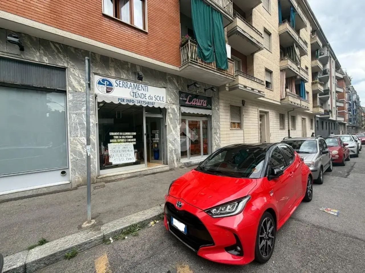 Negozio in Via Montezemolo 32, Torino, {3} - Foto 2