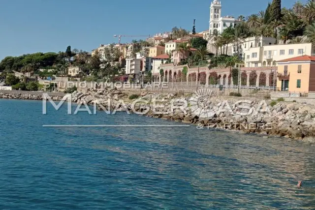 Villa in Via Lagazzi, Bordighera - Foto 1