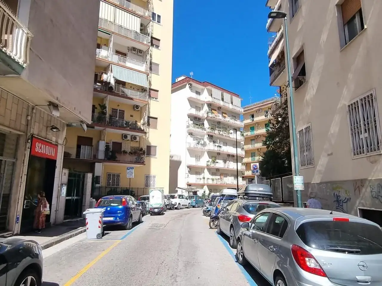 Negozio in Via Mario Ruta, Napoli, {3} - Foto 2