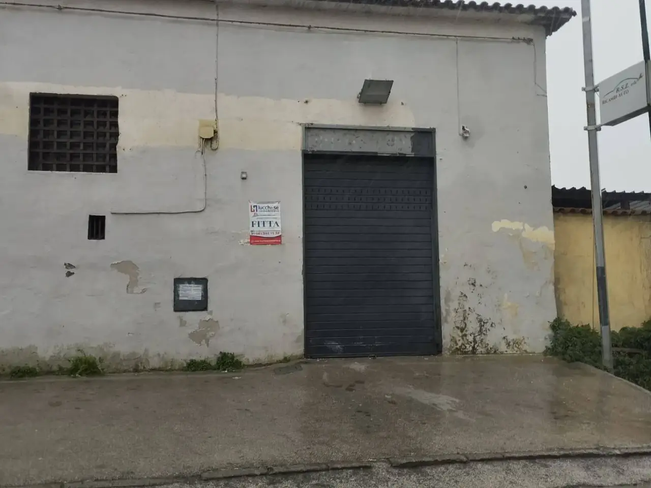 Esercizio commerciale in Via Meazza, Casoria, {3} - Foto 1